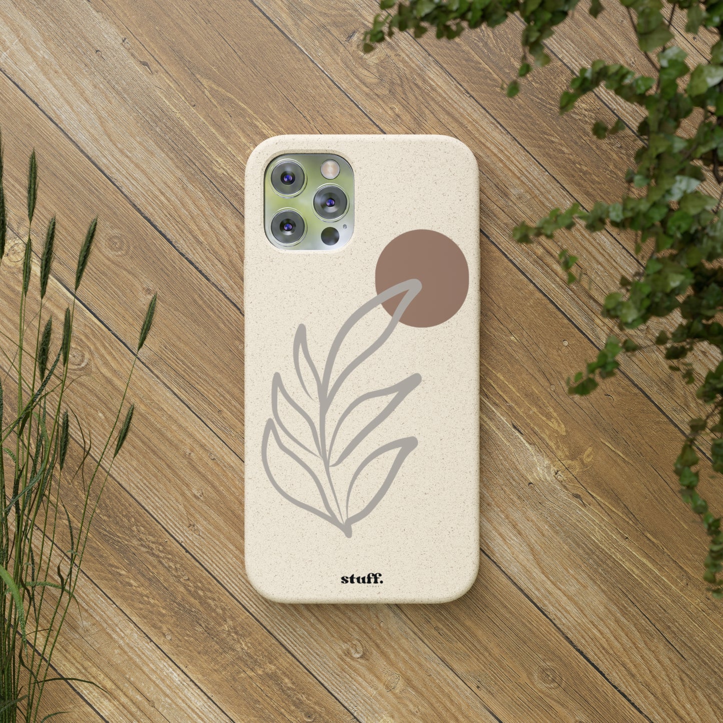 funda de teléfono biodegradable con rama boho