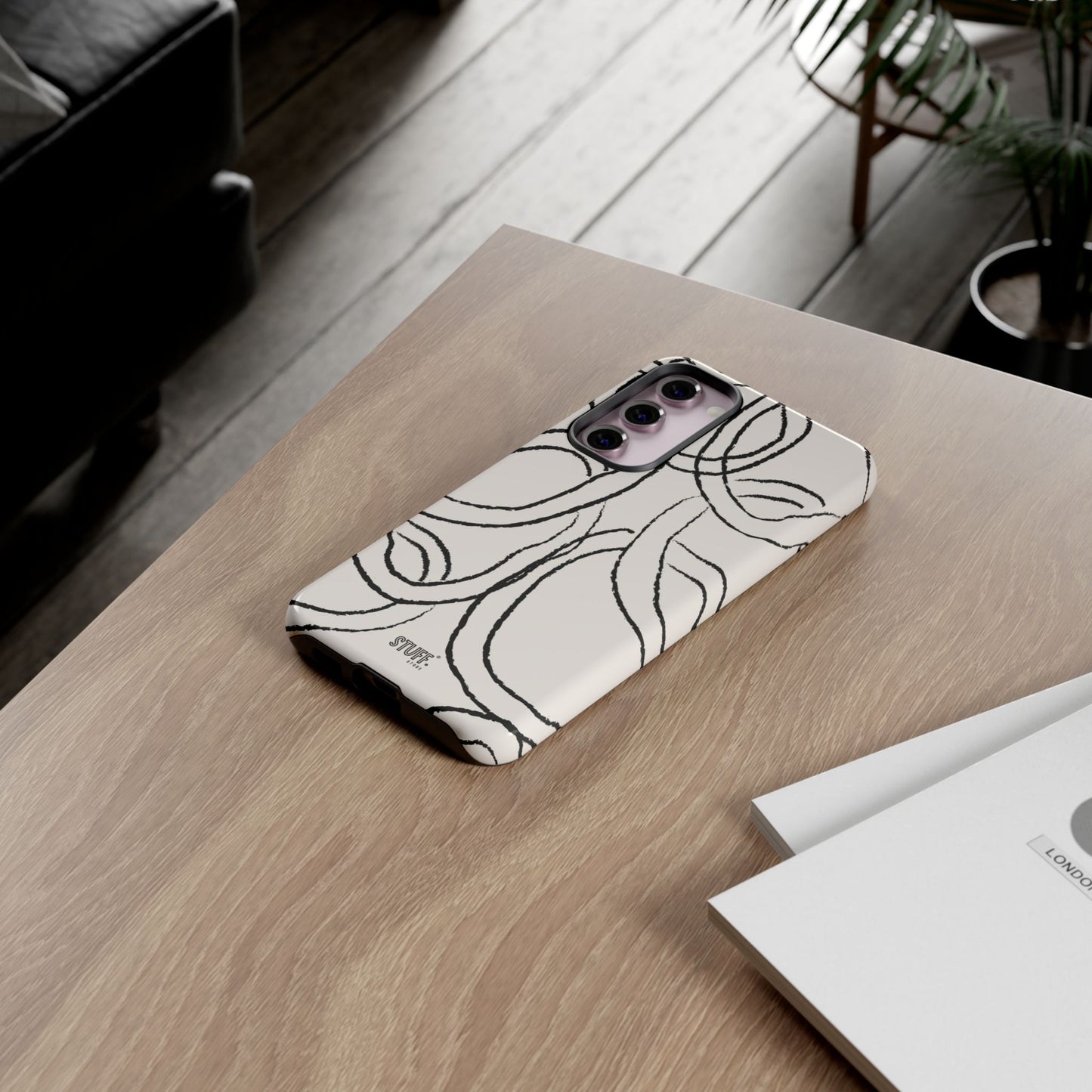 Doodly Case | Coque résistante double protection avec Design Gribouillis Minimaliste