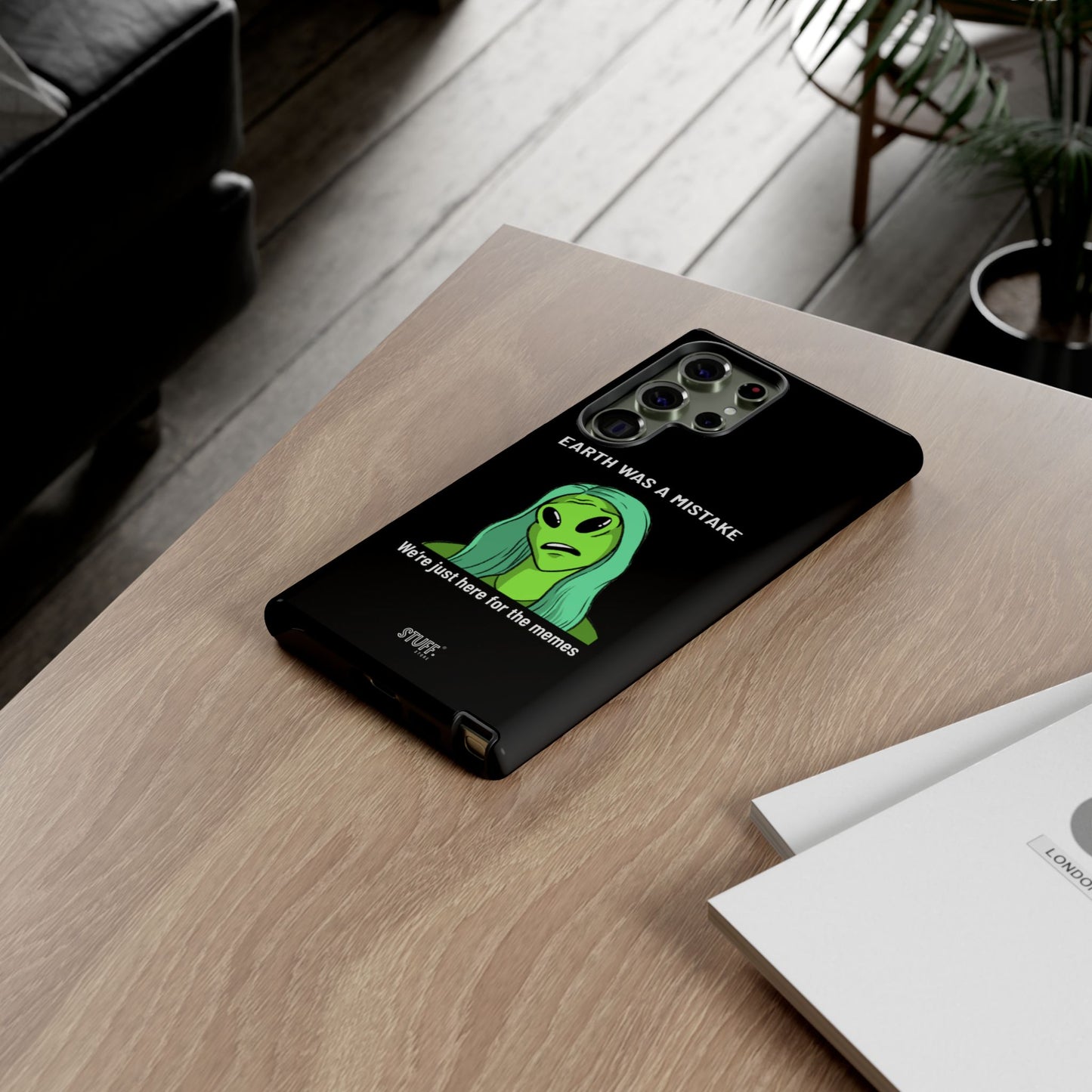 Meme Liking Alien Case | Coque résistante double protection pour les amateurs de Pop Culture