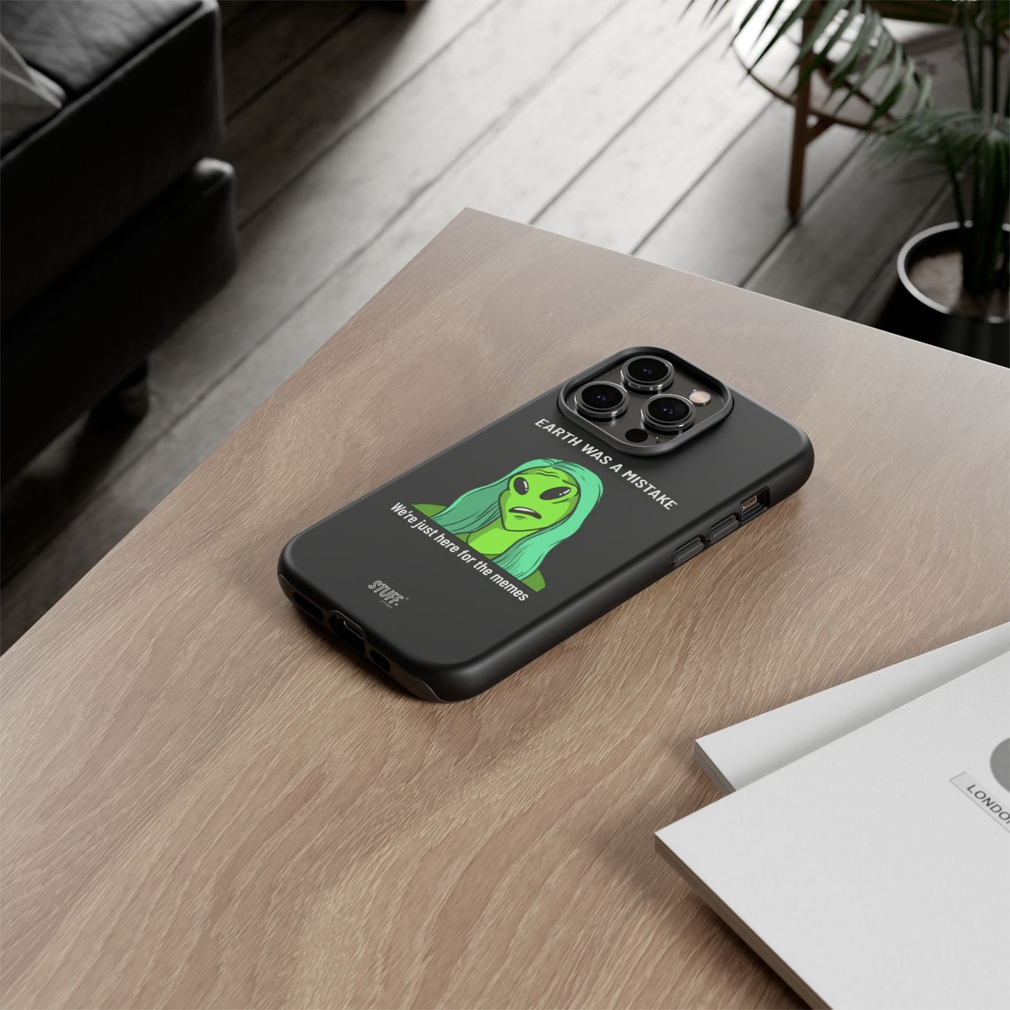 Meme Liking Alien Case | Coque résistante double protection pour les amateurs de Pop Culture