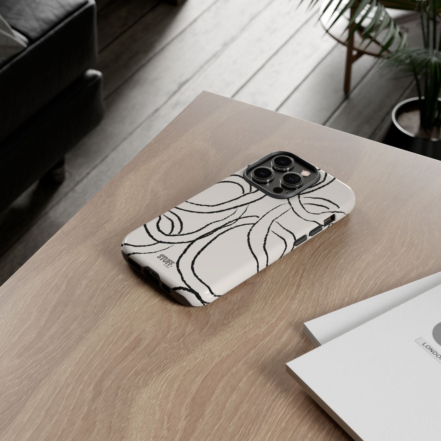 Doodly Case | Coque résistante double protection avec Design Gribouillis Minimaliste