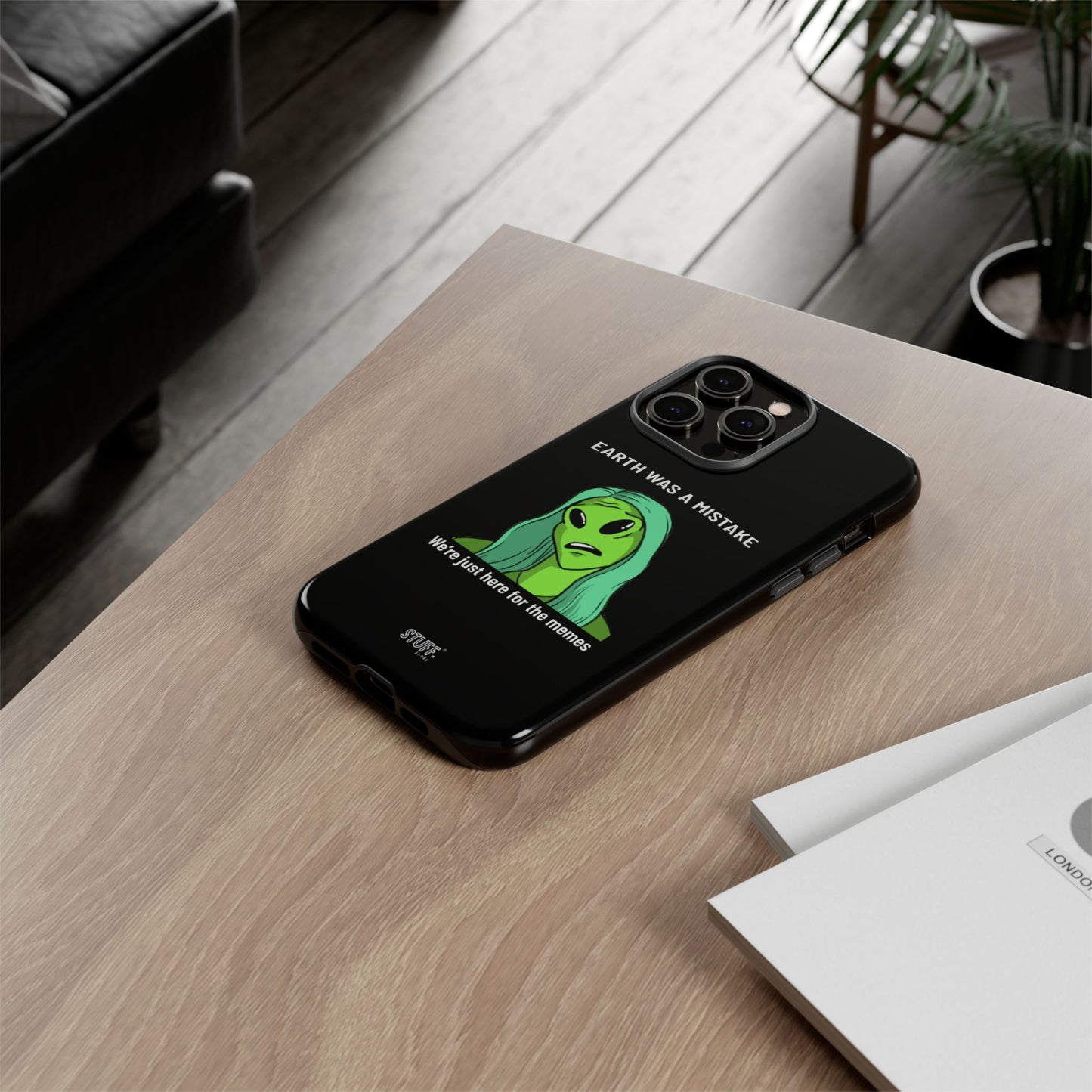 Meme Liking Alien Case | Coque résistante double protection pour les amateurs de Pop Culture