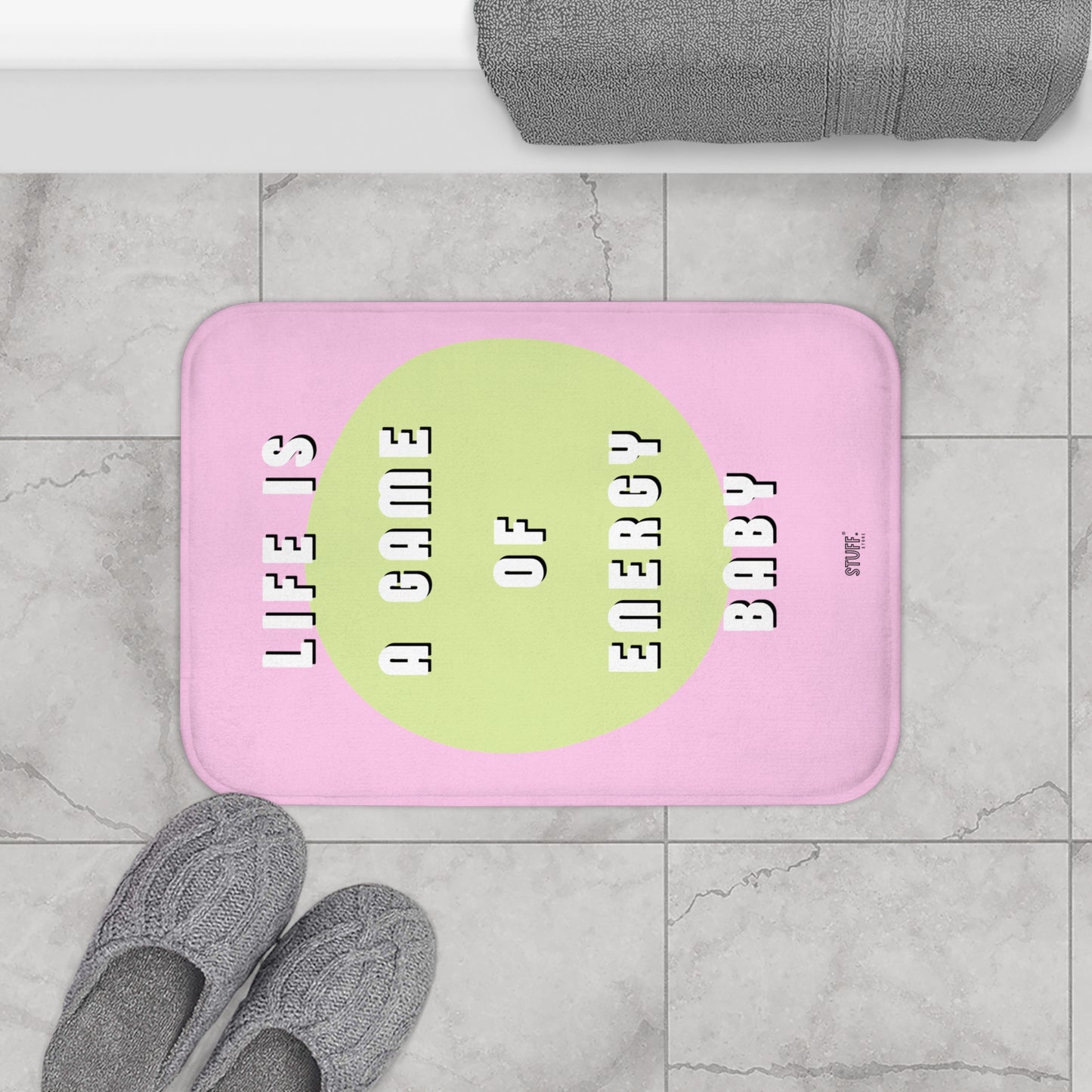 Tapis de Bain "Life is a Game of Energy" | Design Unique & Antidérapant