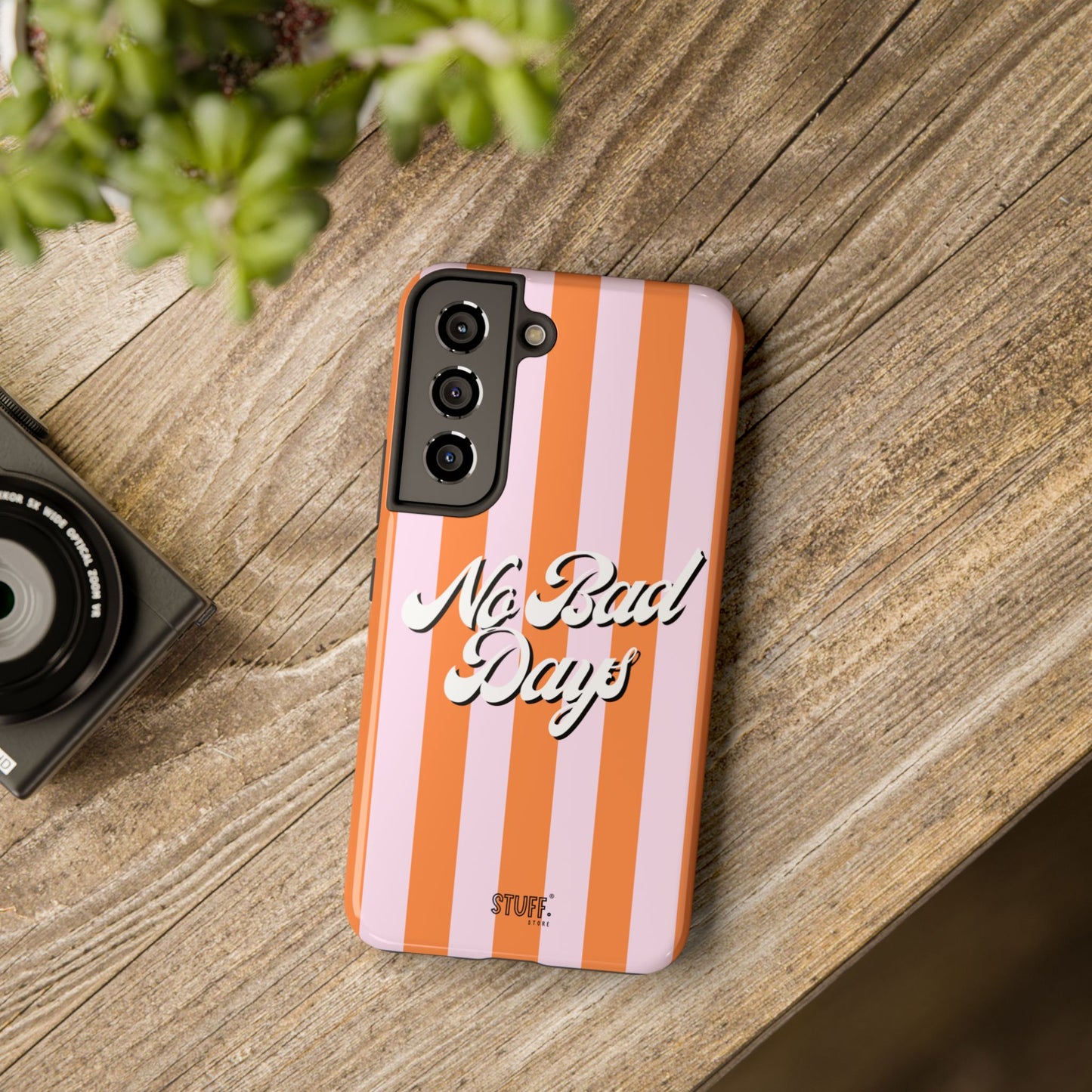 No Bad Days Case | Coque résistante double protection avec phrase positive