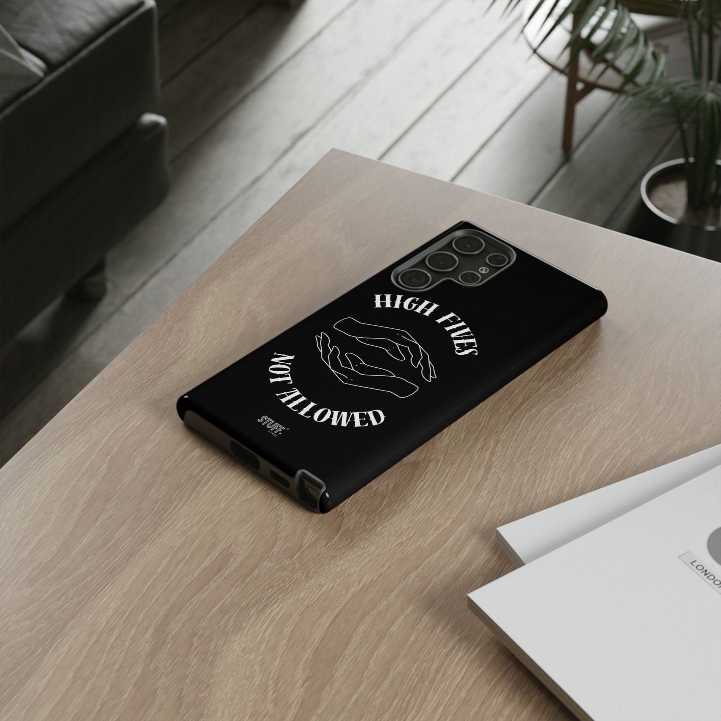 No High Fives Case | Coque légère et résistante – Design affirmé & minimaliste