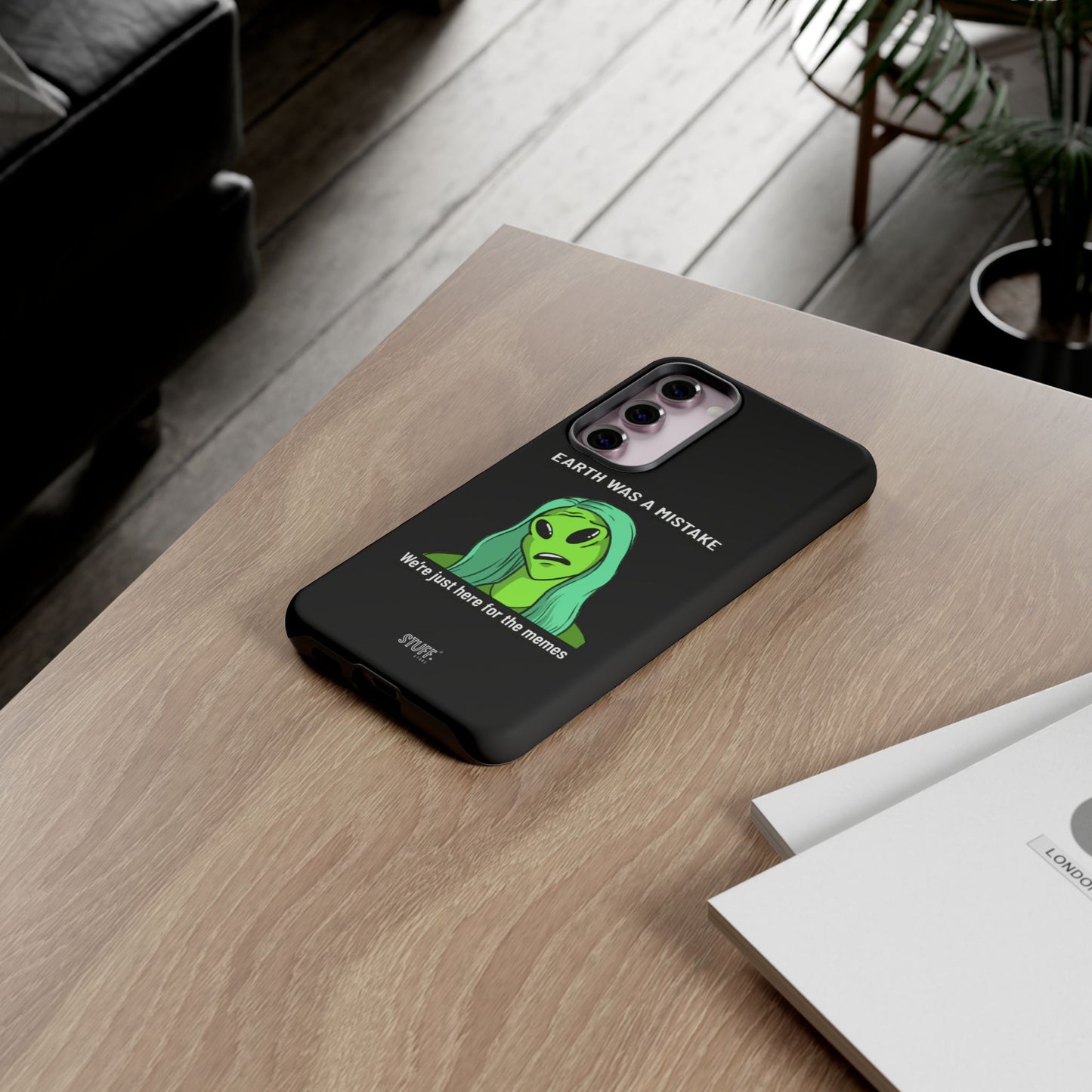 Meme Liking Alien Case | Coque résistante double protection pour les amateurs de Pop Culture