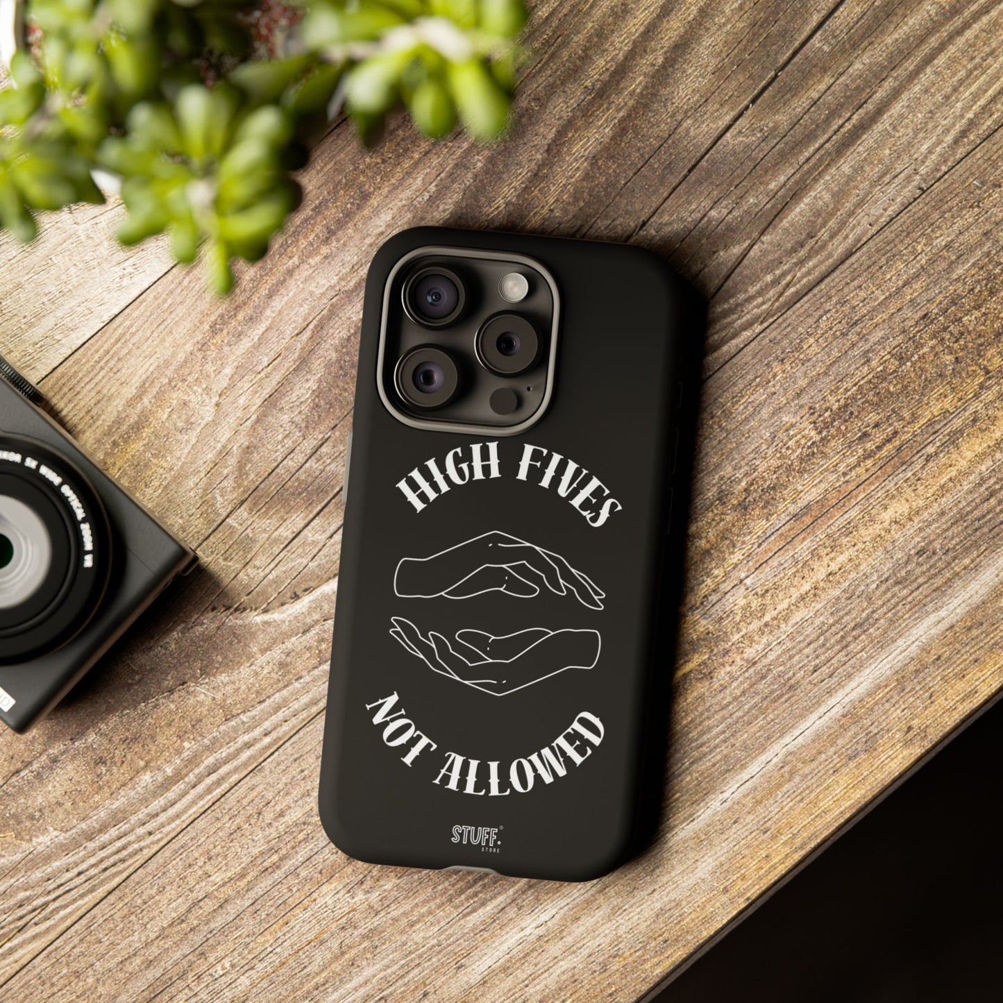 No High Fives Case | Coque légère et résistante – Design affirmé & minimaliste