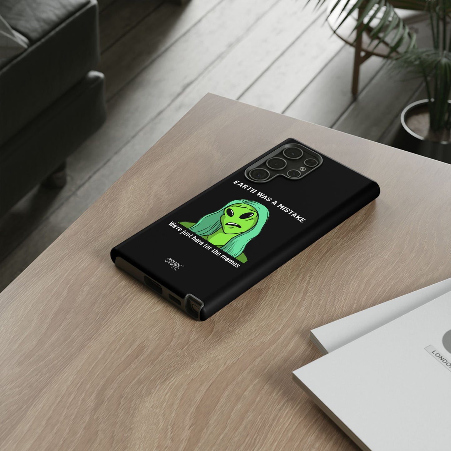 Meme Liking Alien Case | Coque résistante double protection pour les amateurs de Pop Culture