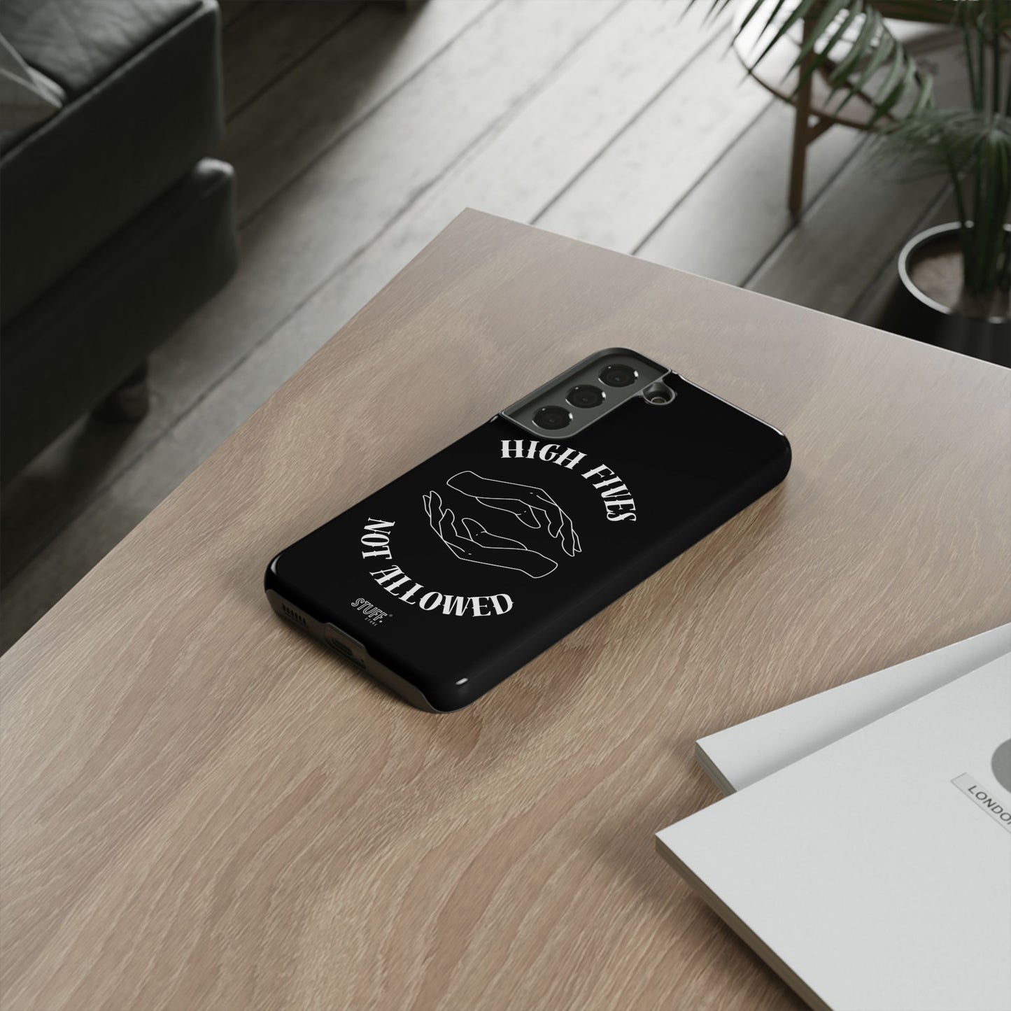 No High Fives Case | Coque légère et résistante – Design affirmé & minimaliste
