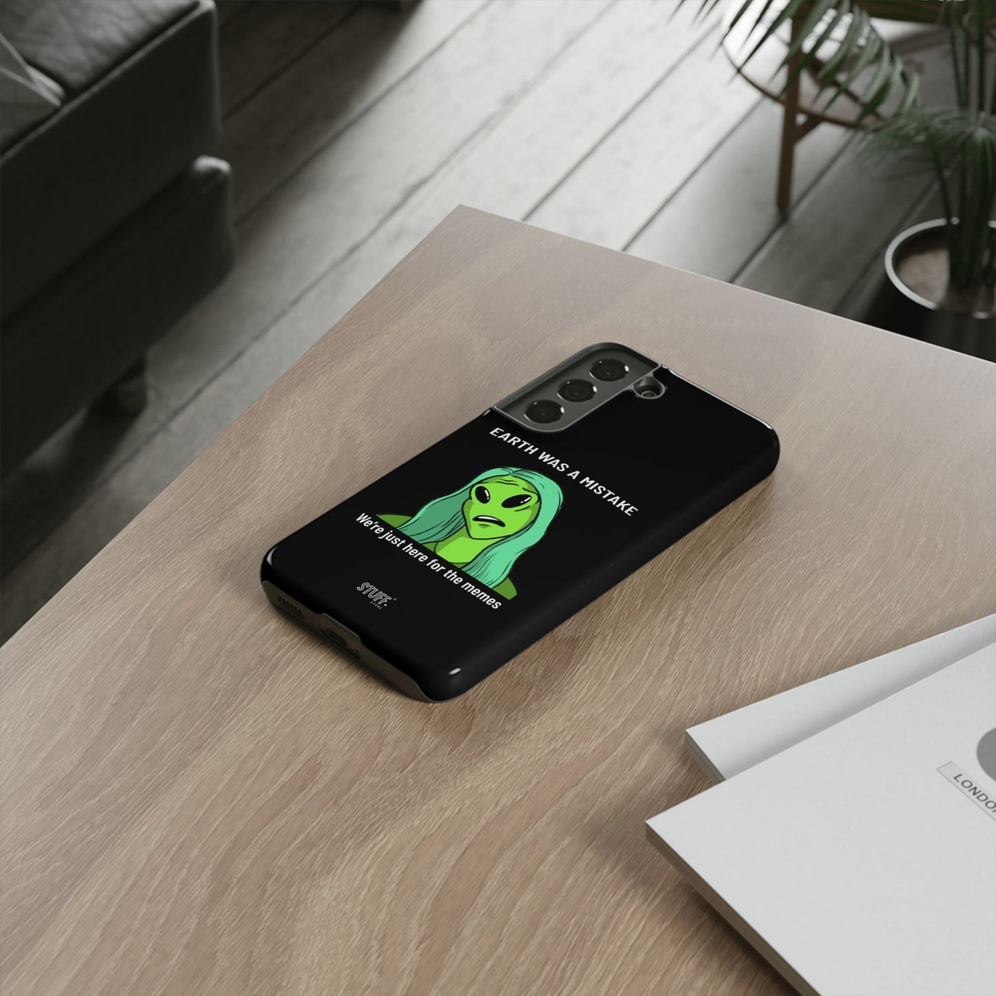 Meme Liking Alien Case | Coque résistante double protection pour les amateurs de Pop Culture
