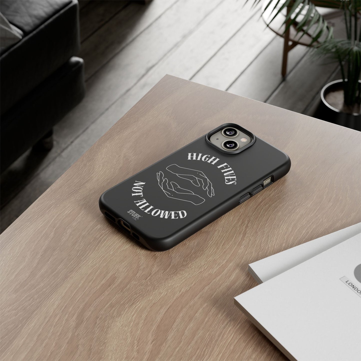 No High Fives Case | Coque légère et résistante – Design affirmé & minimaliste