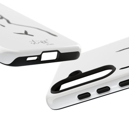 The Curve Case | Resistant double protection shell with Minimalist Design by Women