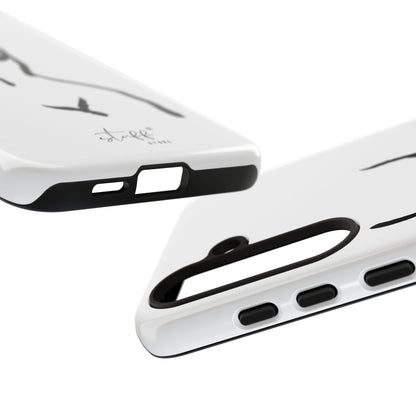 The Curve Case | Resistant double protection shell with Minimalist Design by Women