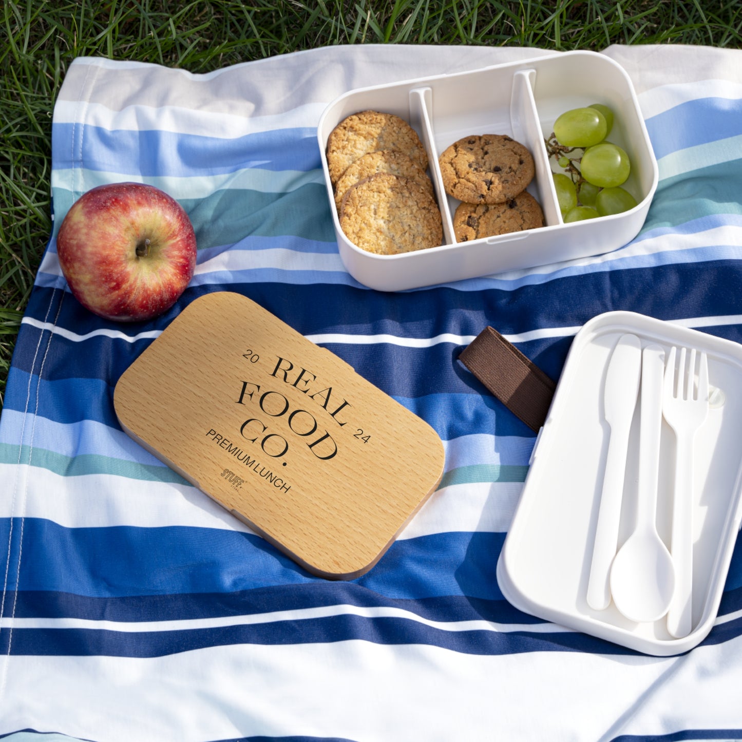 Lunch Box Bento with Elastic & Cutlery | Ecoresponsible & Practical
