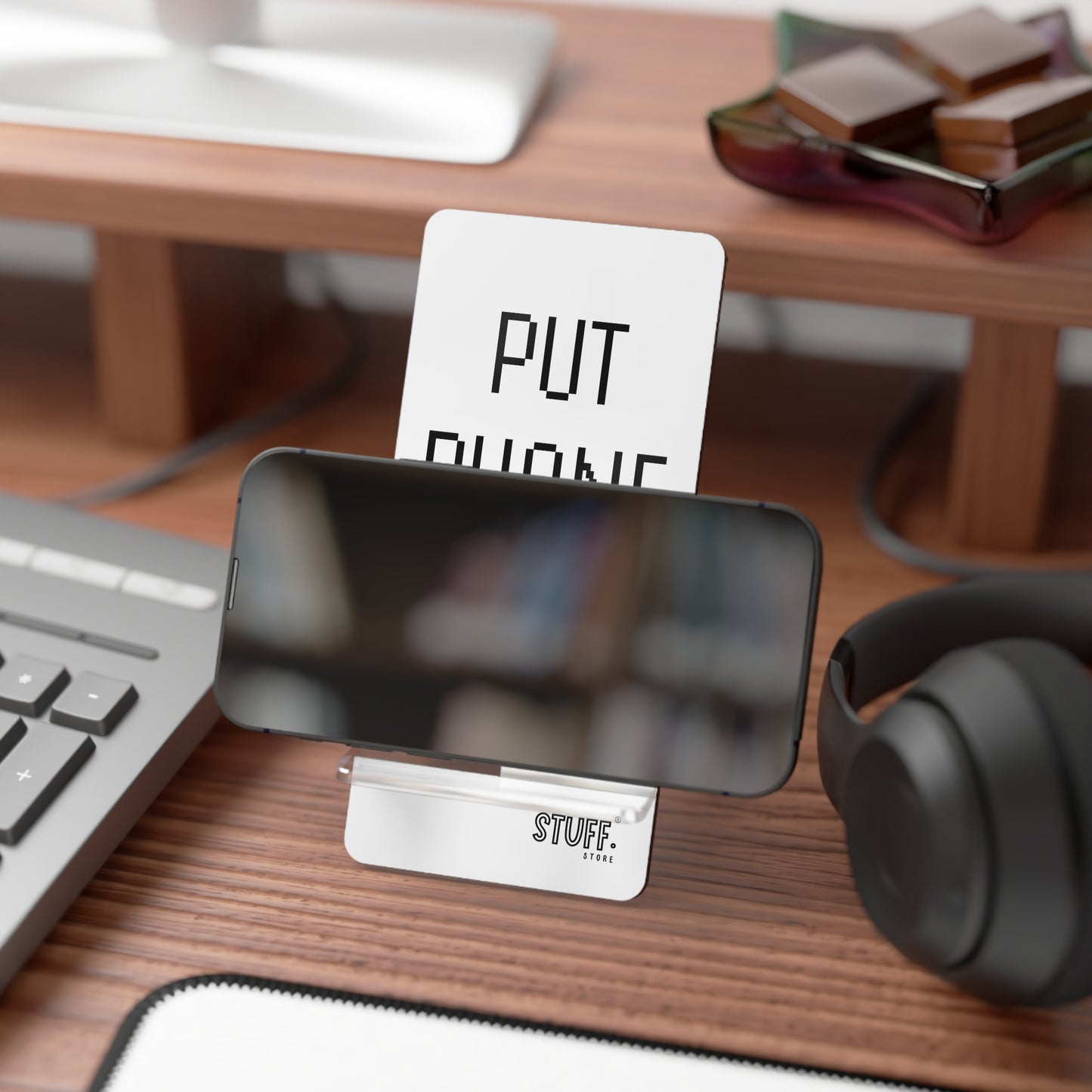 Support téléphone bureau “Put Phone Here” | Design fun & minimaliste