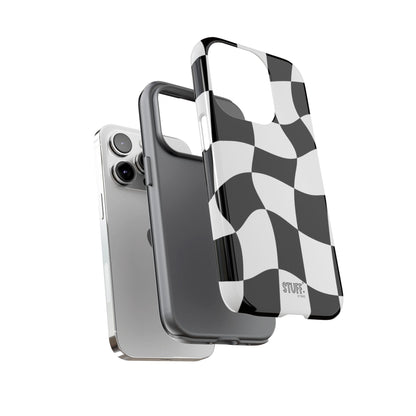 Checkers Case | Coque résistante double protection et Design en Damier déformé
