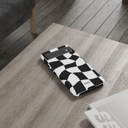Checkers Case | Coque résistante double protection et Design en Damier déformé